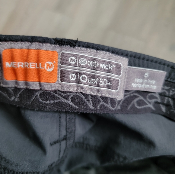 Merrell Nylon Capris - Picture 3 of 4